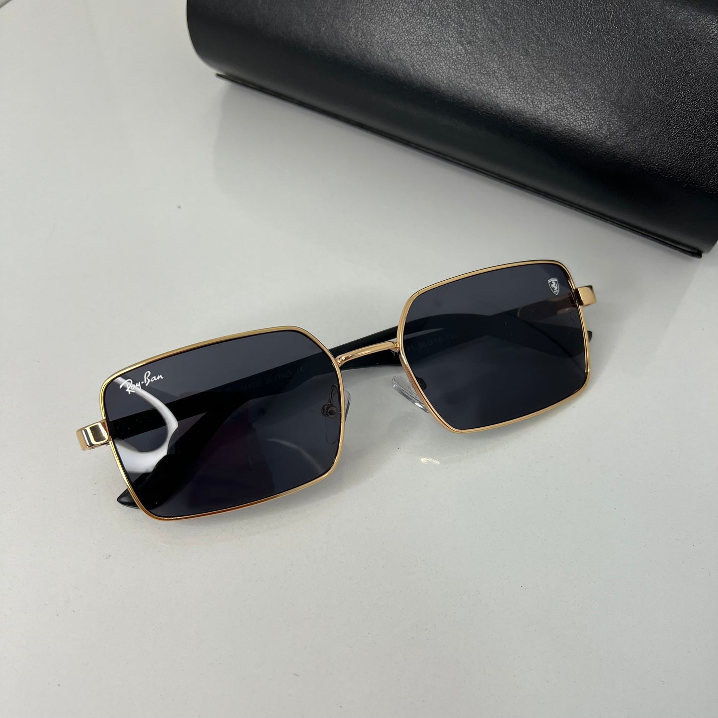 Lunettes rayban carré Noir dégradé